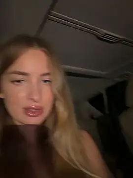 Chat XXX en directo de EvieEvans