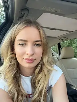 EvieEvans webcam show