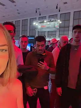 EvieEvans webcam show