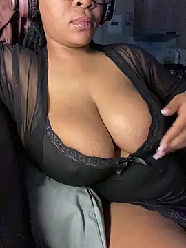 Chat XXX en directo de YellowHoneyDip