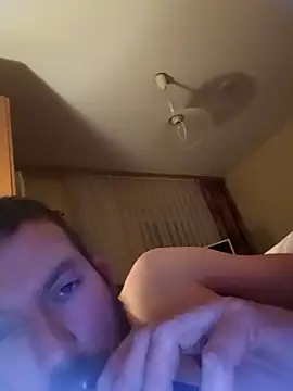 Show modela Klinsch na web-kameri
