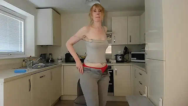 Pokazy przed kamerką – Anna_Raye