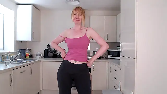 Anna_Raye Chat XXX in diretta