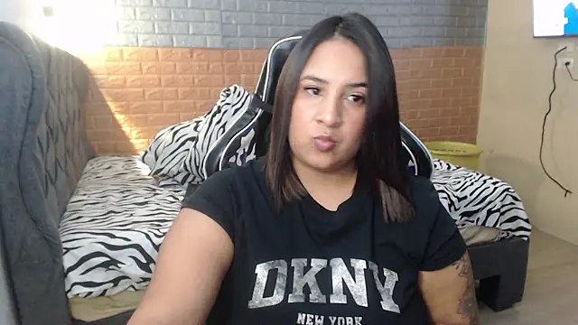 KathyHardcore69's Live XXX Chat