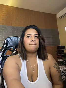 KathyHardcore69 Chat XXX in diretta