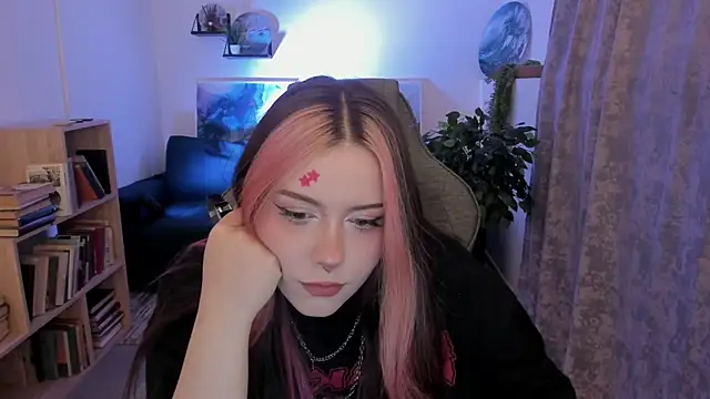 CoraMiel Chat XXX in diretta
