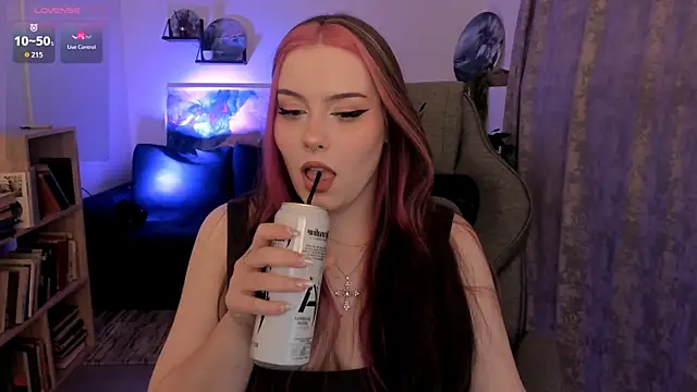 Chat XXX ao vivo de CoraMiel