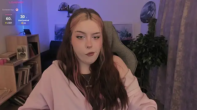 Chat +18 de CoraMiel ao vivo