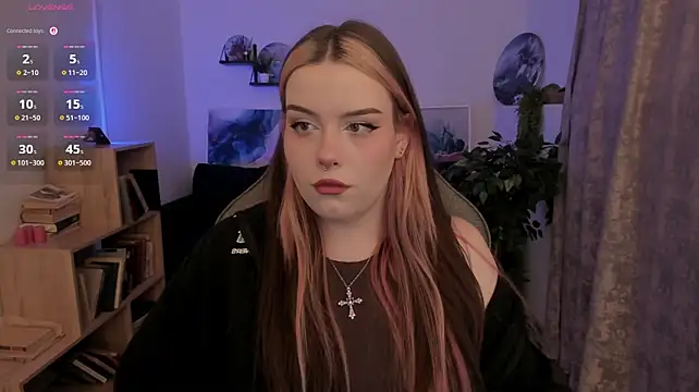Chat +18 de CoraMiel ao vivo