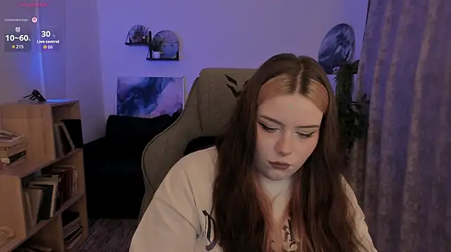 CoraMiel Chat XXX live
