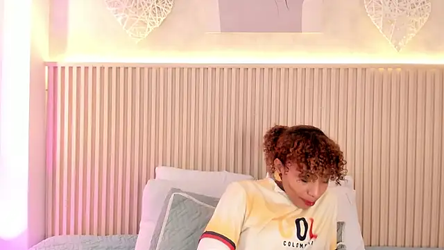 daiana_curly's Live XXX Chat
