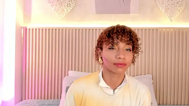 daiana_curly 网络视讯表演