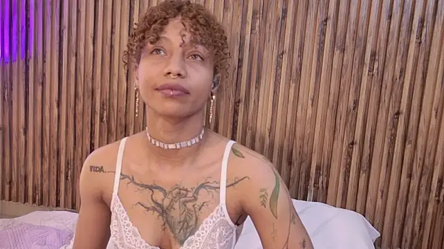 daiana_curly's Live XXX Chat