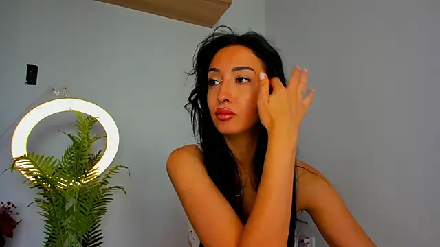 Czat XXX na żywo – Awesome_Jolie