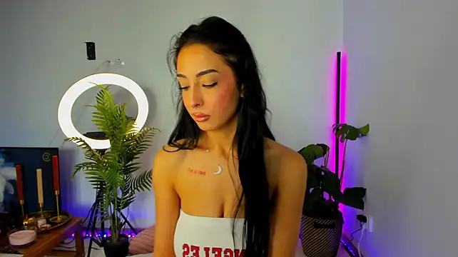 Awesome_Jolie's Live XXX Chat