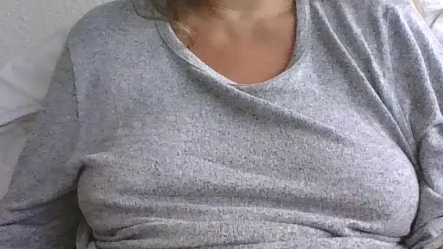 DragoneSFR's Live XXX Chat