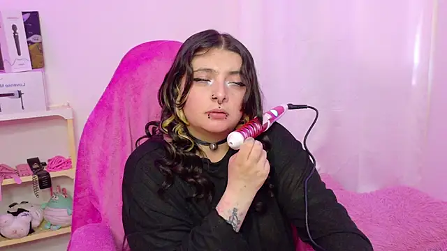 Živý XXX chat Sachi_Meow