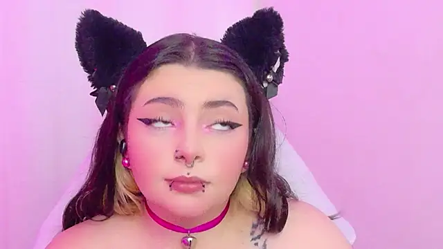 Chat XXX en directo de Sachi_Meow