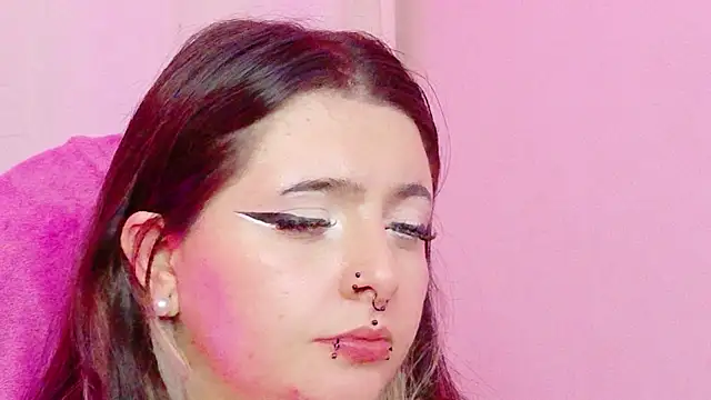 Sachi_Meow Adlı Modelin Canlı XXX Sohbeti