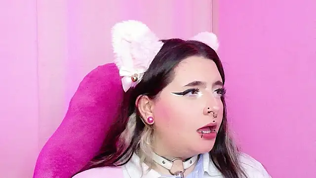 Sachi_Meow Adlı Modelin Canlı XXX Sohbeti