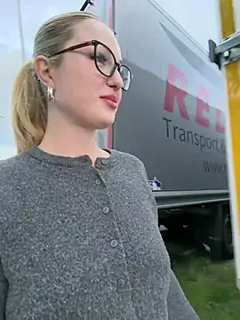 shymasha webkamerás műsora