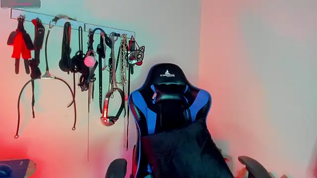 scarlet-kennedy98's Webcam Show