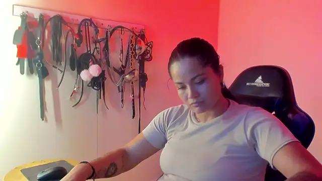 scarlet-kennedy98 Live XXX-chat