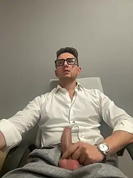 masterboss_ Adlı Modelin Web Kamerası Şovu