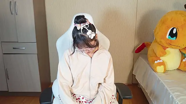 غرفة دردشة Naree_Masaki المباشرة