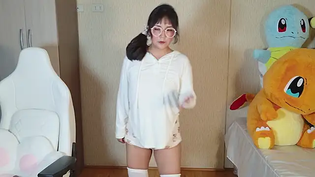 Naree_Masaki Show in webcam