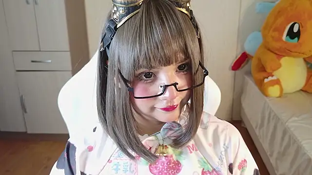 Naree_Masaki Show in webcam