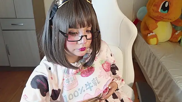 Naree_Masaki: διαδικτυακό σόου στην κάμερα