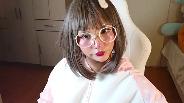 Naree_Masaki élő XXX-chatje