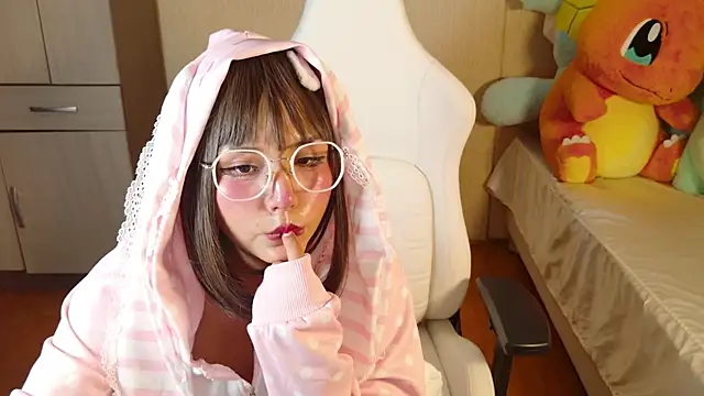 Chat XXX en directo de Naree_Masaki