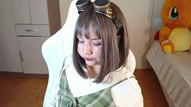Naree_Masaki élő XXX-chatje