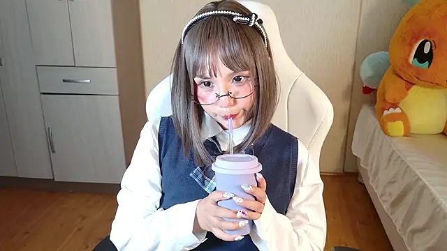 Naree_Masaki Chat XXX in diretta