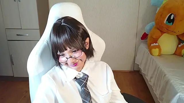 Онлайн чат XXX Naree_Masaki