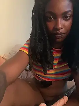 PrincessRayari's Live XXX Chat