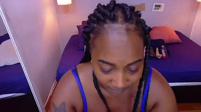 Czat XXX na żywo – kiara_evanss