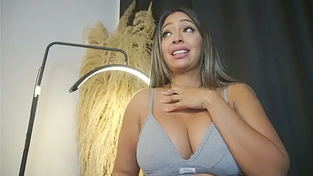 Webkamerová show charlottelover21