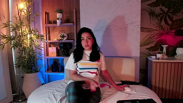 دردشة LIAH_IZUMI الجنسية المباشرة