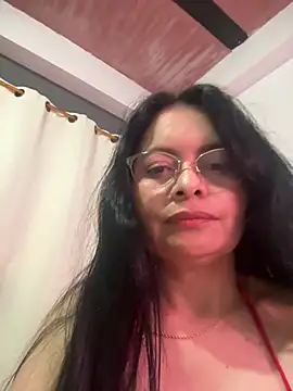 Janna099 live XXX chat