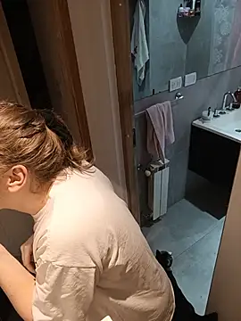 mediadescocida Adlı Modelin Canlı XXX Sohbeti
