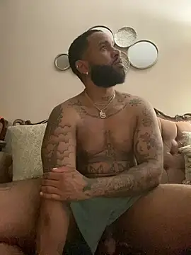 MilkyMontana Шоу с уебкамера