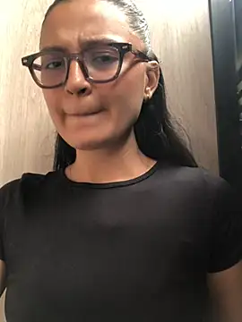 Gia_Mazzon 现场XXX聊天