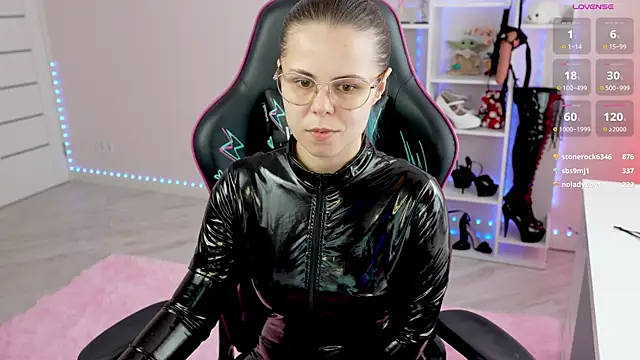 Show de QueenAliceX na webcam