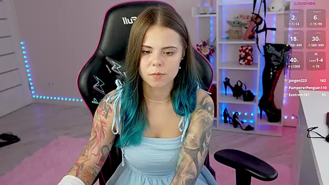 QueenAliceX's Webcam Show