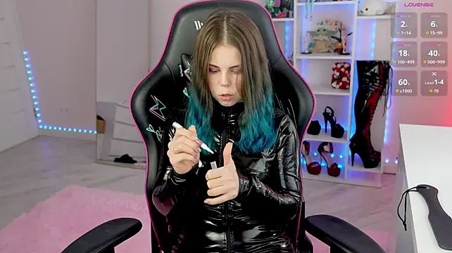 عرض كام QueenAliceX