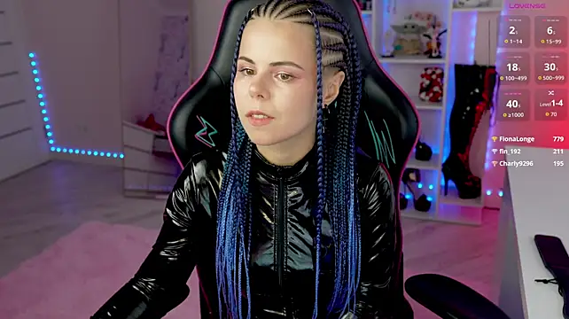 QueenAliceX Adlı Modelin Canlı XXX Sohbeti