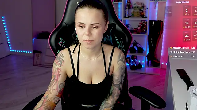 QueenAliceX Live XXX-chat